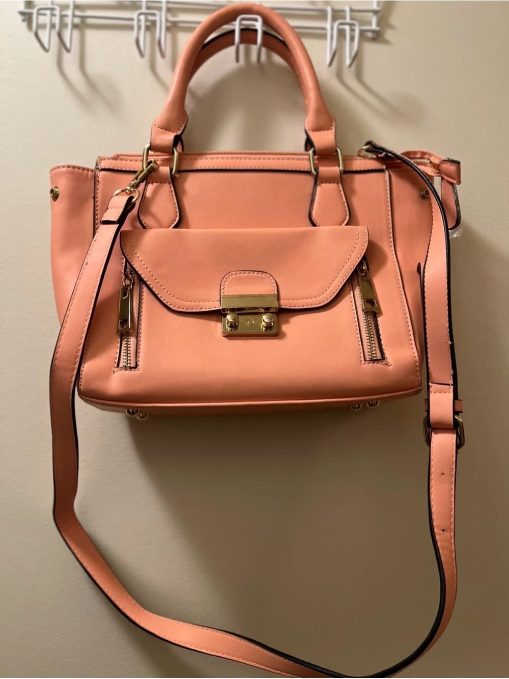 New-Women's Peach Satchel Handbag with Gold Hardware